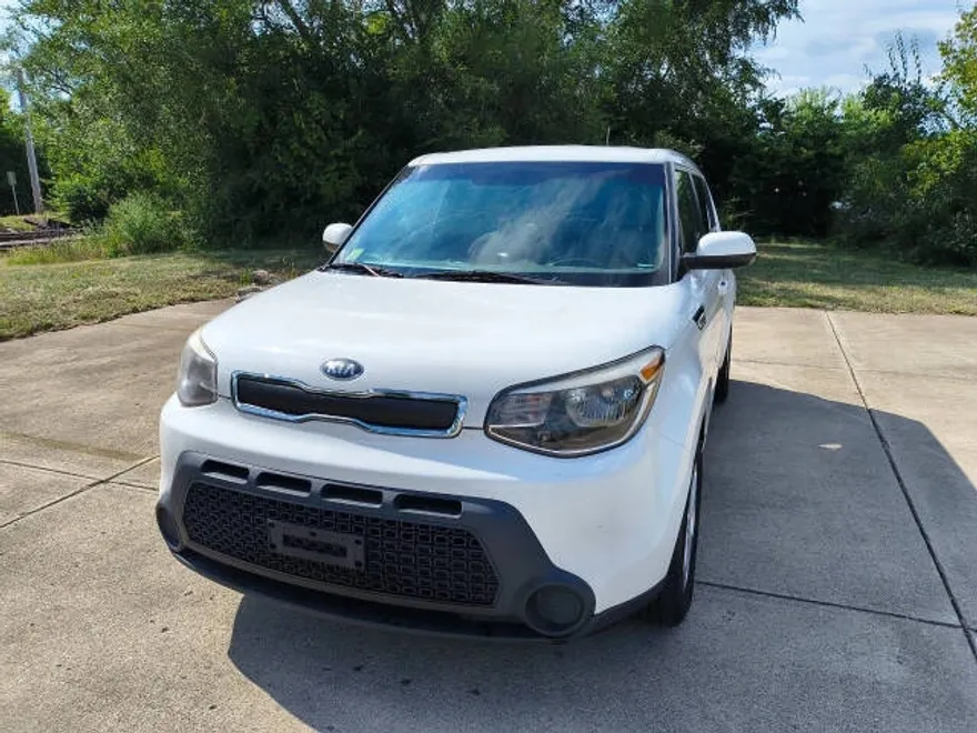 2016 Kia Soul Base photo 1
