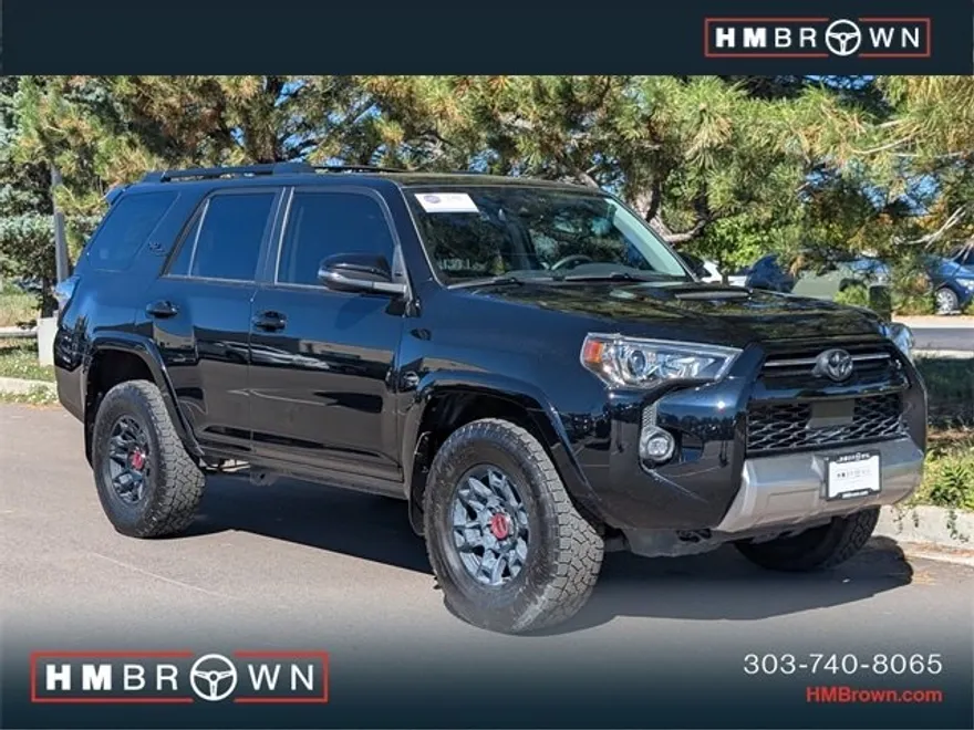 2022 Toyota 4Runner TRD Off-Road Premium photo 1