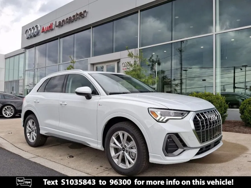 2025 Audi Q3 Premium Plus photo 1