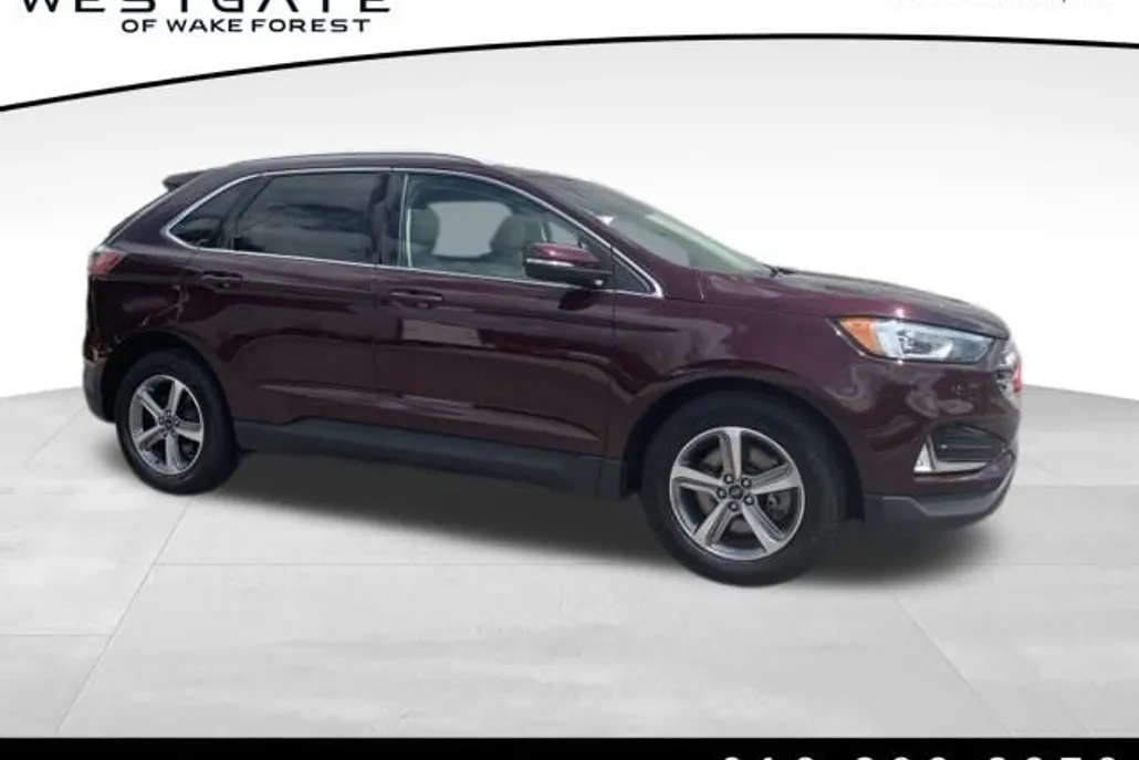 2020 Ford Edge SEL photo 1
