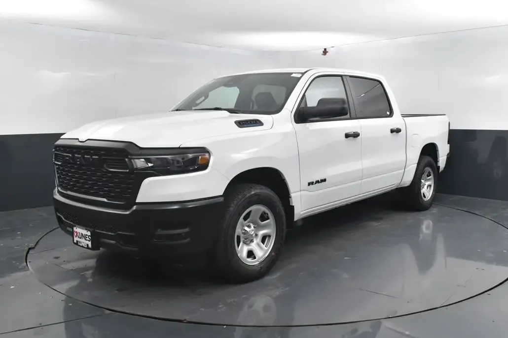 2025 Ram 1500 Tradesman photo 1