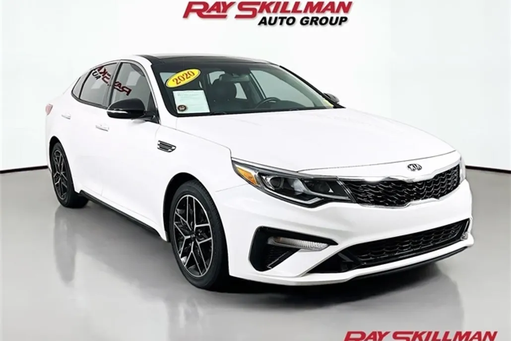 2020 Kia Optima SE photo 1