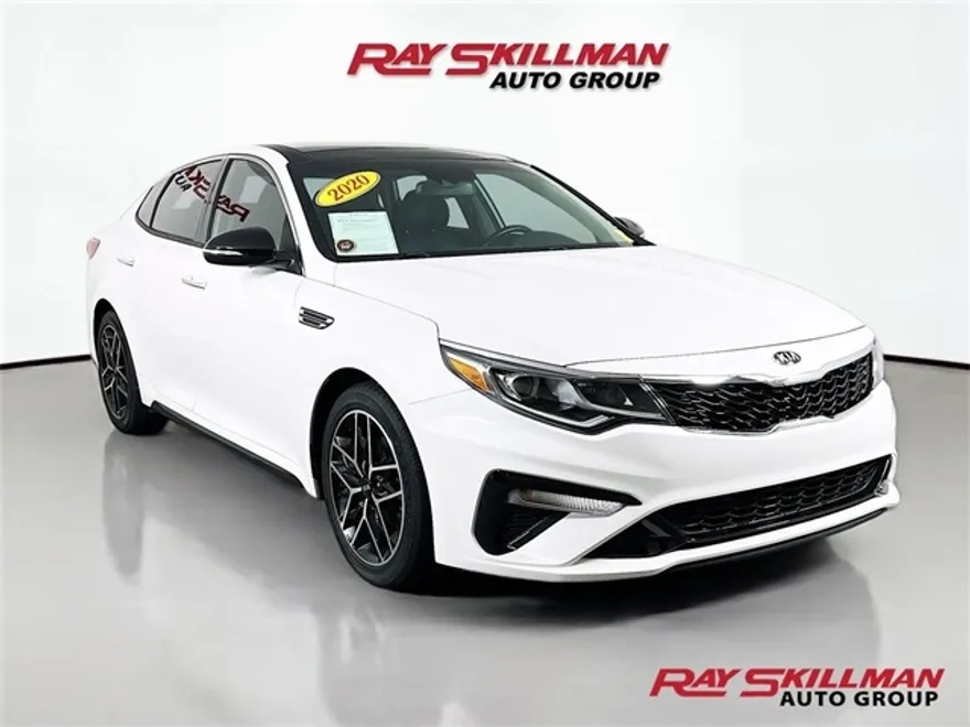 2020 Kia Optima SE photo 1