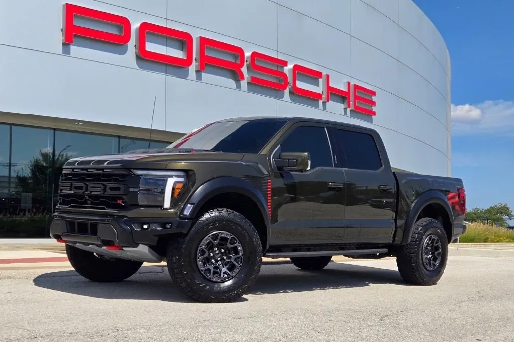 2024 Ford F-150 Raptor photo 1