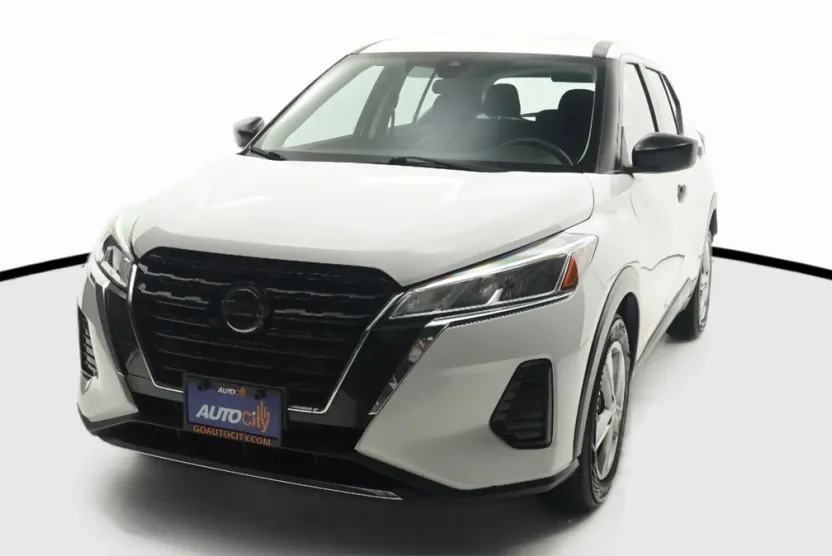 2021 Nissan Kicks S photo 1
