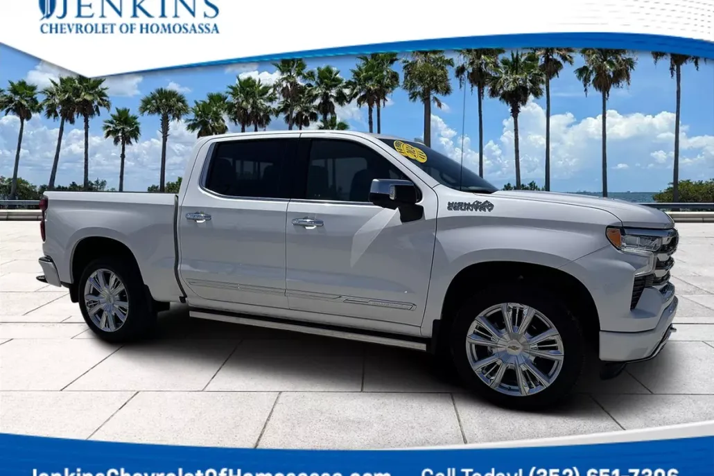 2024 Chevrolet Silverado 1500 High Country photo 1