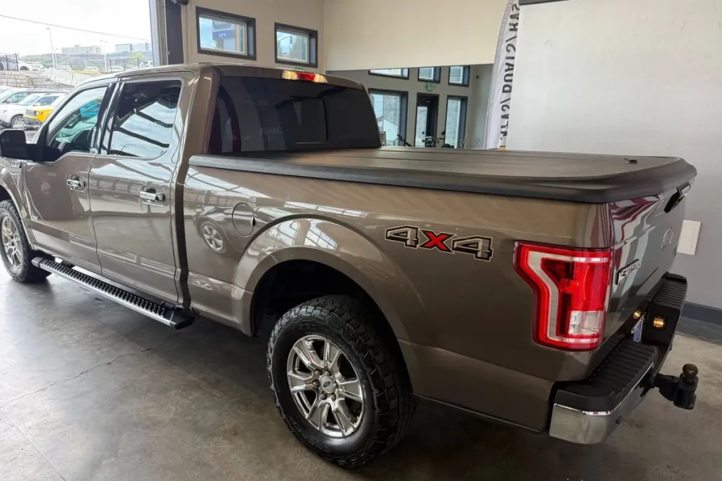 2016 Ford F-150 photo 1