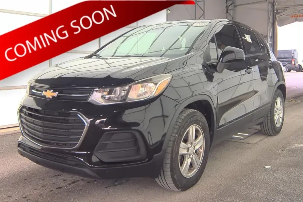 2020 Chevrolet Trax LS photo 1