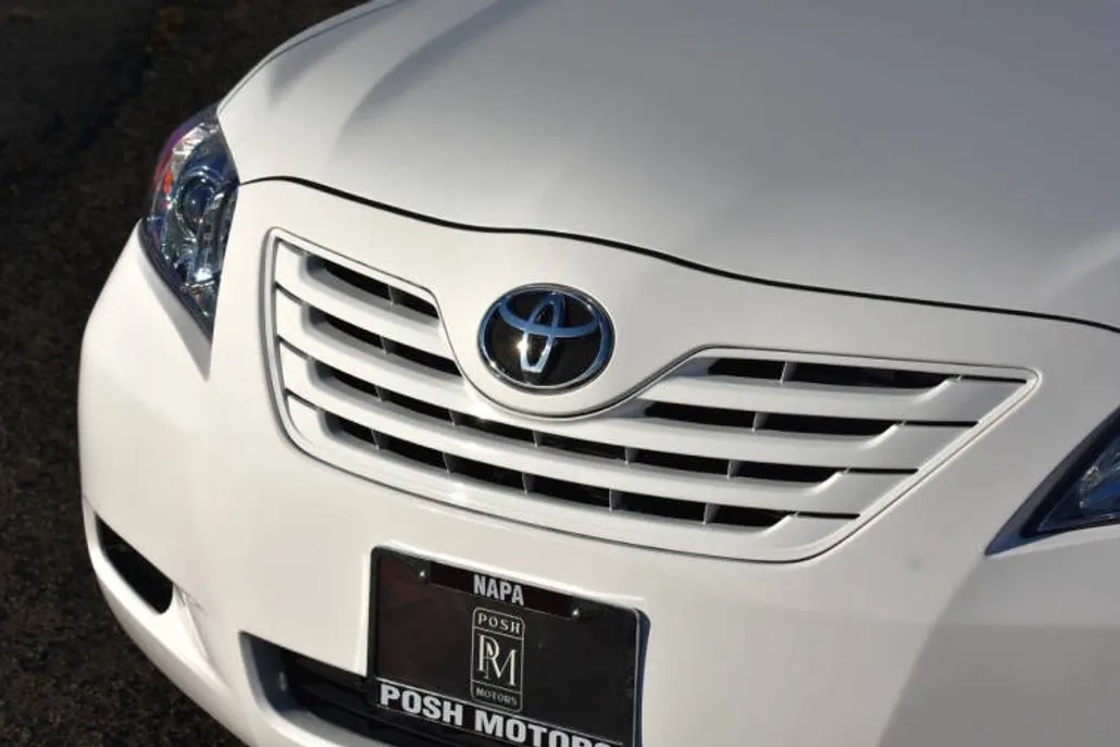 2007 Toyota Camry LE photo 1