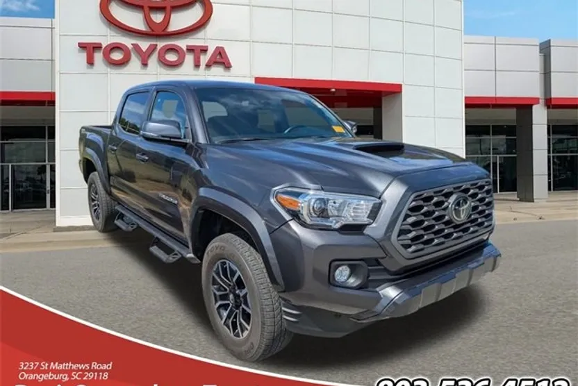 2023 Toyota Tacoma TRD Off-Road photo 1