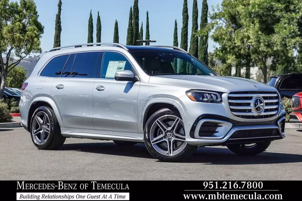2025 Mercedes Benz GLS 450 4MATIC photo 1