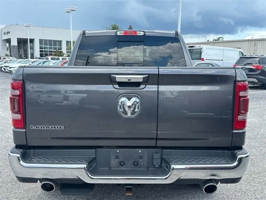 2022 Ram 1500 Laramie photo 1