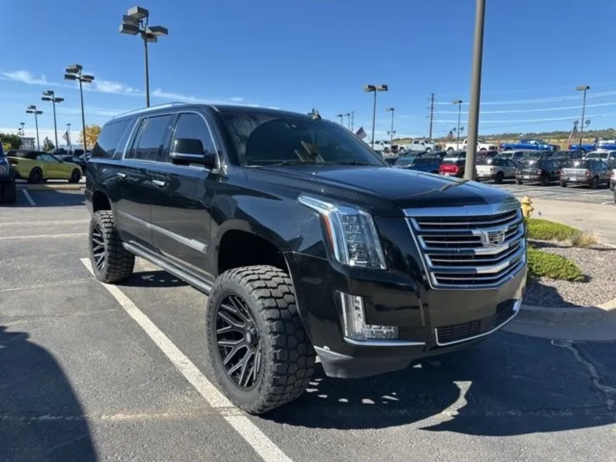2015 Cadillac Escalade ESV Platinum photo 1