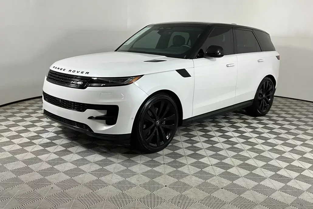 2024 Land Rover Range Rover Sport SE photo 1