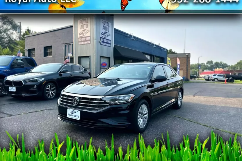 2019 Volkswagen Jetta S photo 1