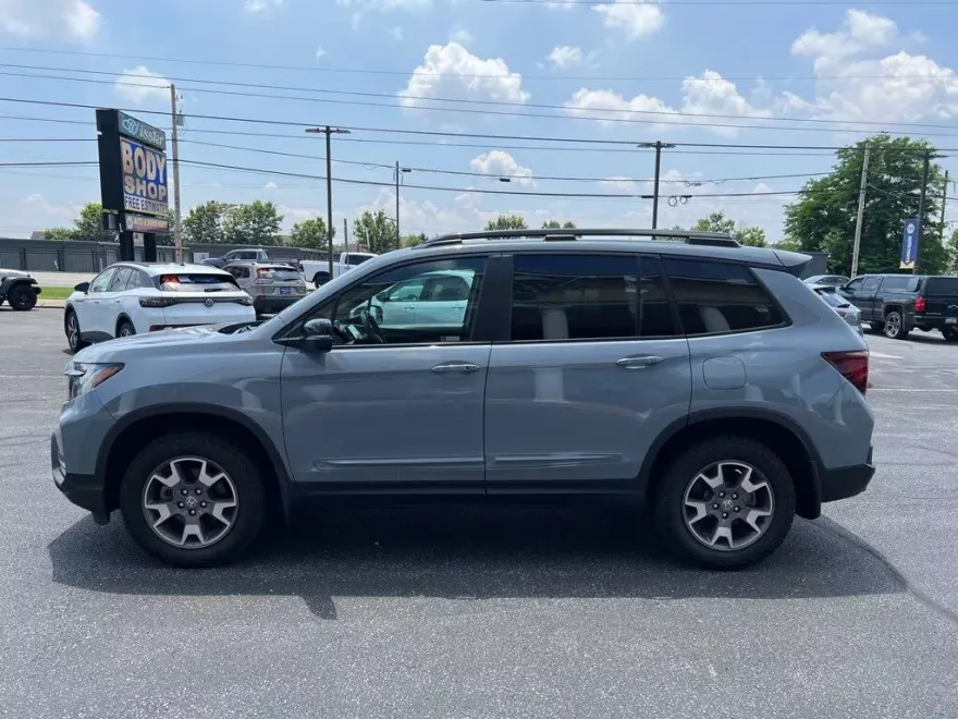 2022 Honda Passport TrailSport photo 1