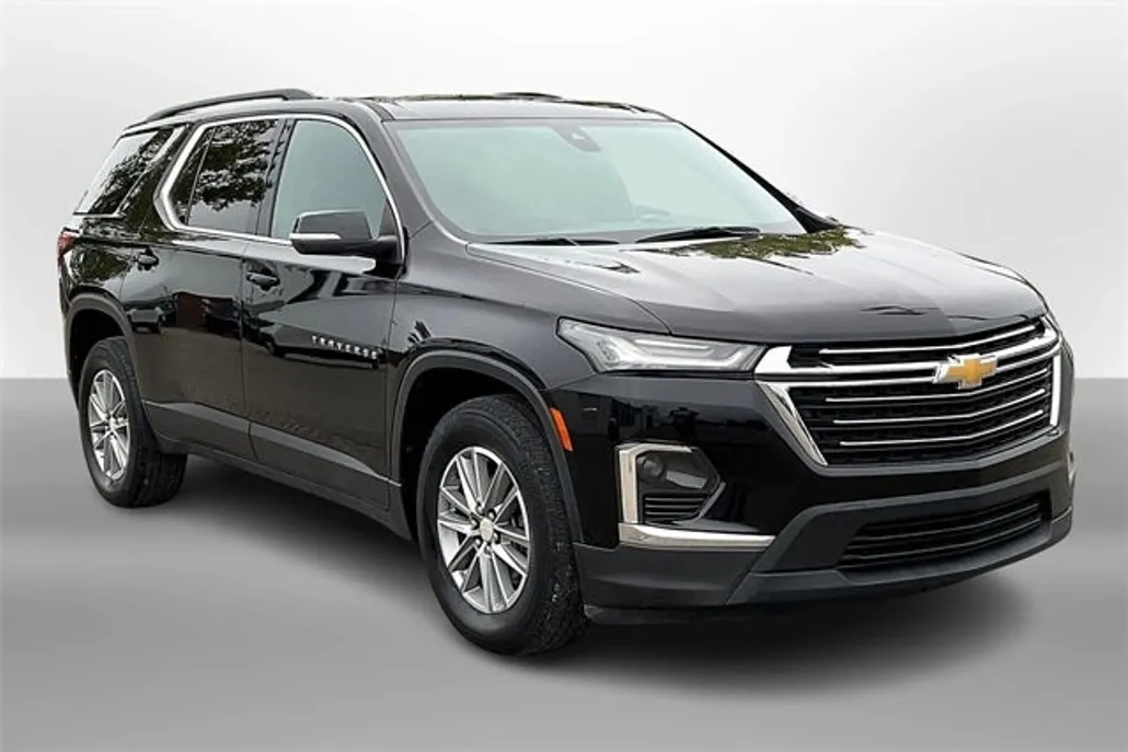 2023 Chevrolet Traverse 1LT photo 1