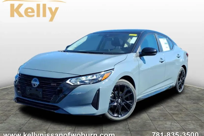 2025 Nissan Sentra SR photo 1