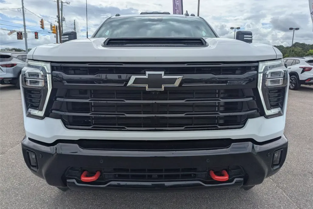 2026 Chevrolet Silverado 2500HD LT photo 1