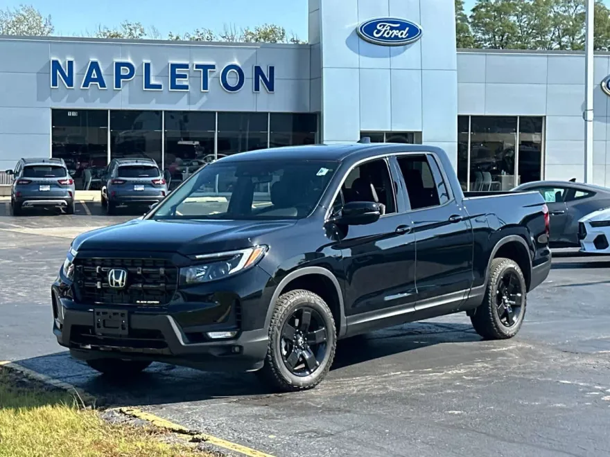 2024 Honda Ridgeline Black Edition photo 1