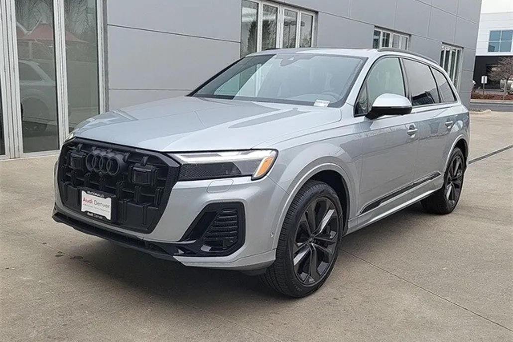 2025 Audi Q7 Premium Plus photo 1