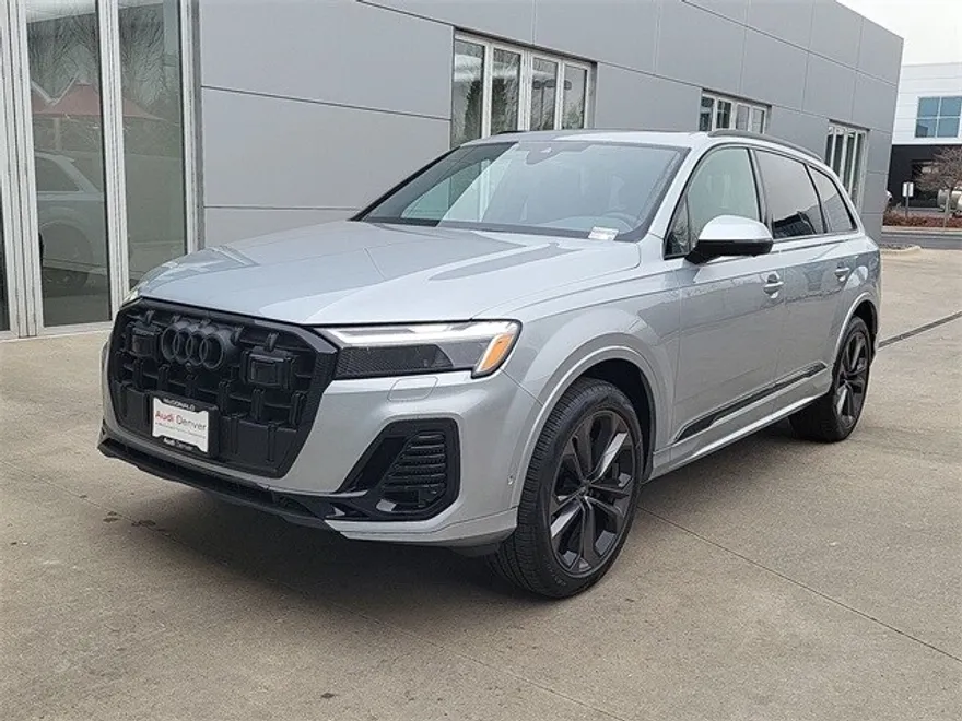 2025 Audi Q7 Premium Plus photo 1