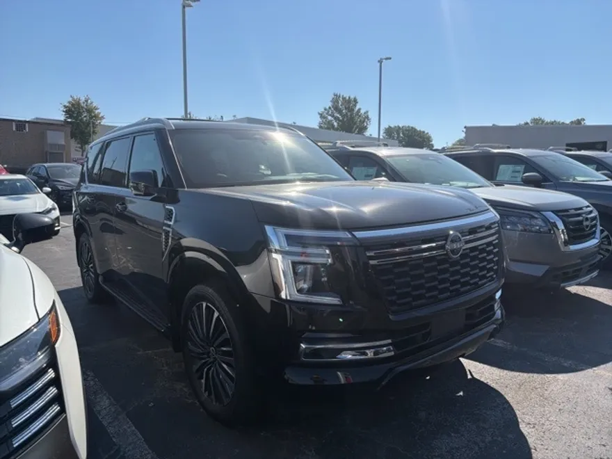 2025 Nissan Armada Platinum Reserve photo 1