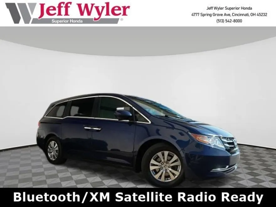 2016 Honda Odyssey SE photo 1