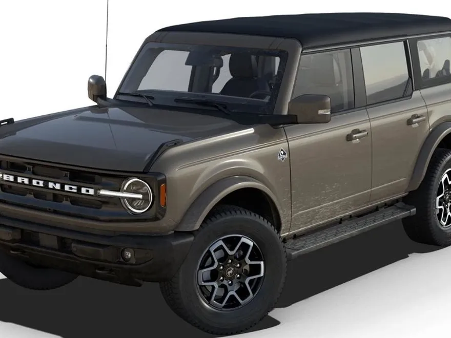 2025 Ford Bronco Outer Banks photo 1