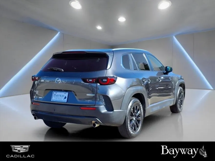 2023 Mazda CX-50 2.5 Preferred Plus photo 1