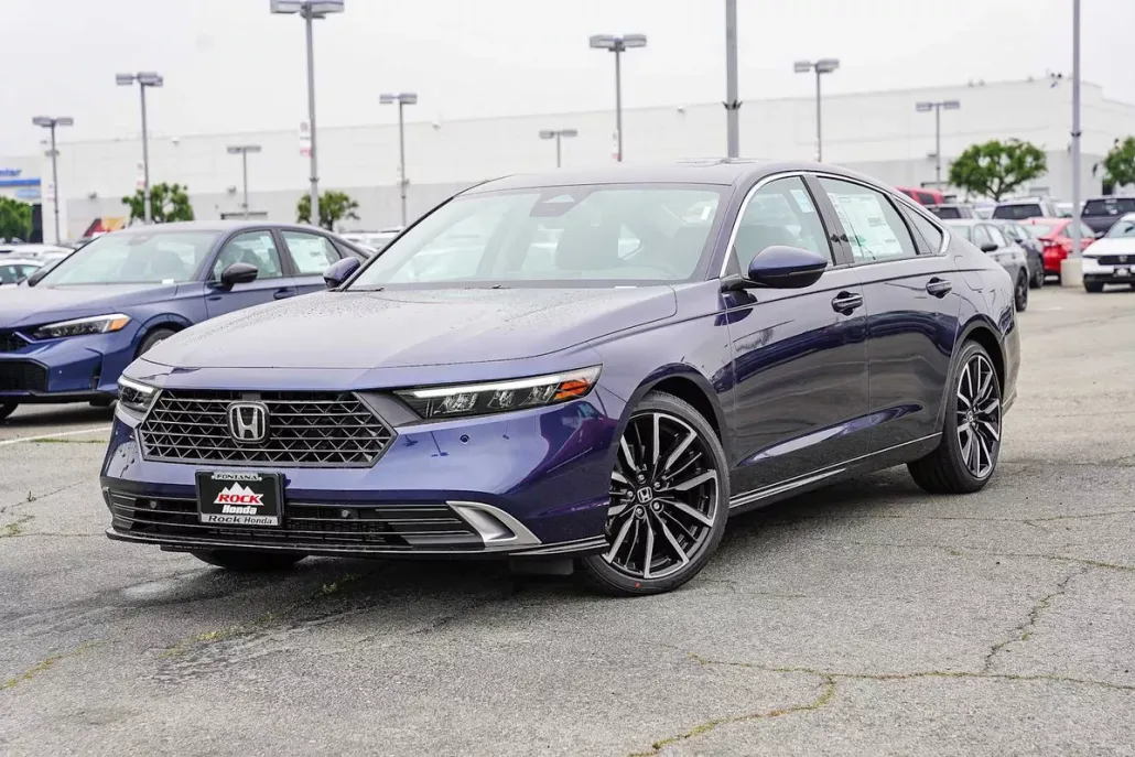 2025 Honda Accord Hybrid Touring photo 1