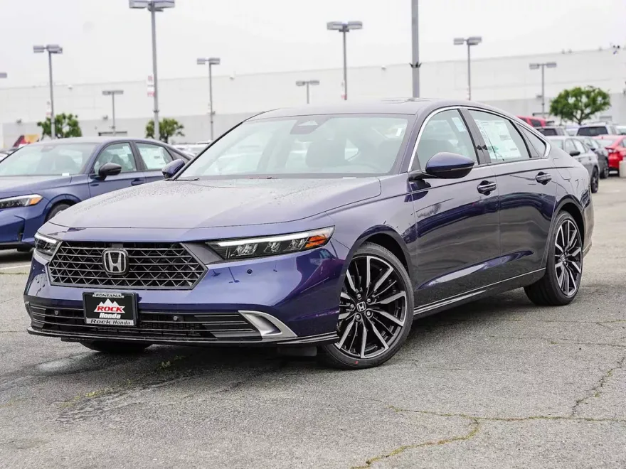2025 Honda Accord Hybrid Touring photo 1