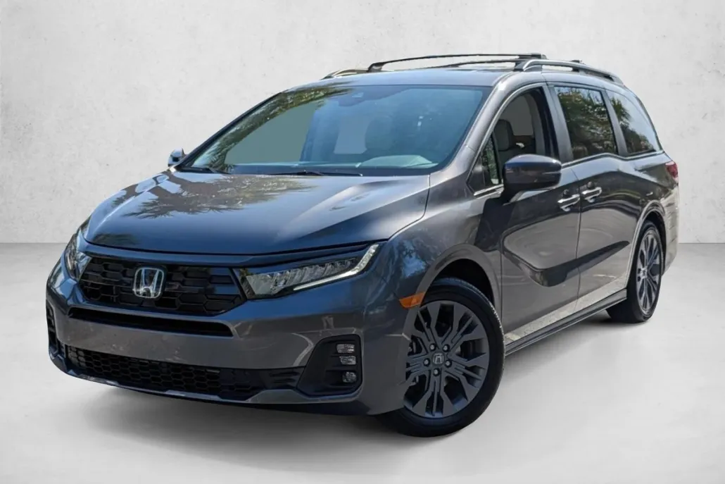2025 Honda Odyssey Touring photo 1