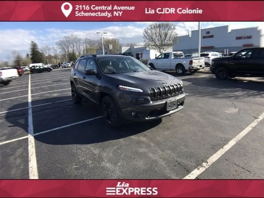 2016 Jeep Cherokee Altitude photo 1