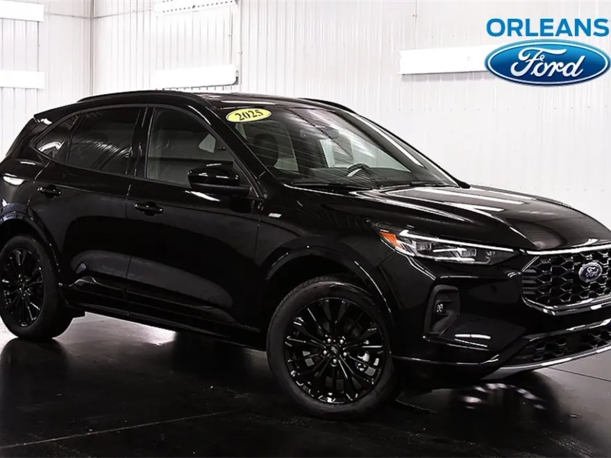 2025 Ford Escape ST-Line Elite photo 1