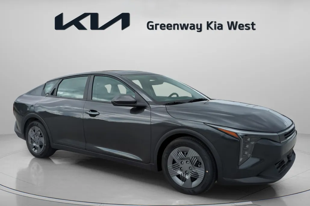 2025 Kia K4 LX photo 1