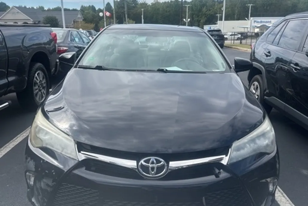 2017 Toyota Camry XLE XSE photo 1