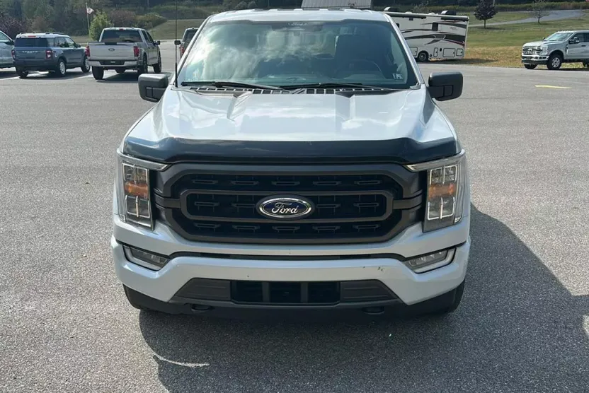 2022 Ford F-150 XLT photo 1