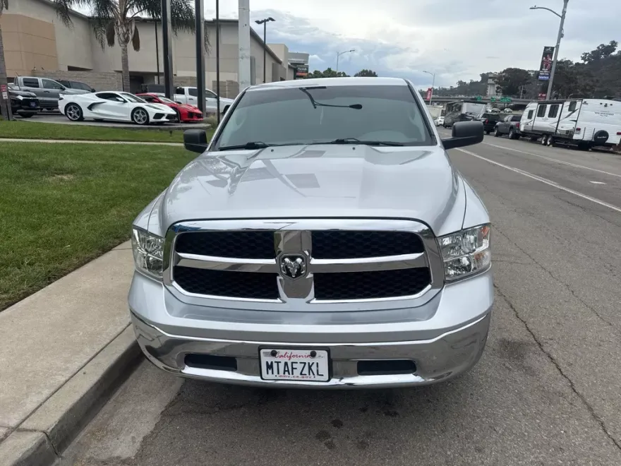 2017 Ram 1500 SLT photo 1