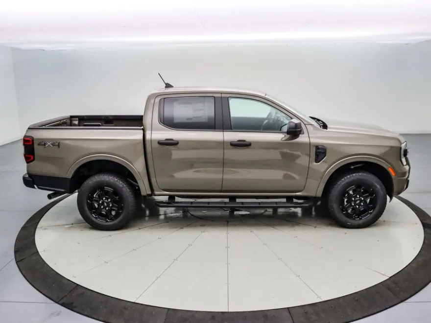 2025 Ford Ranger XLT photo 1