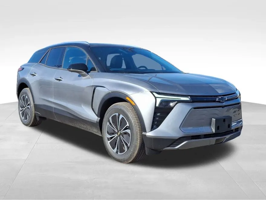 2025 Chevrolet Blazer EV photo 1