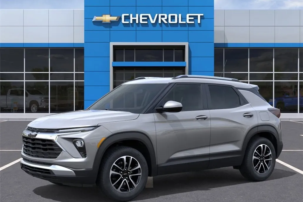 2026 Chevrolet Trailblazer LT photo 1