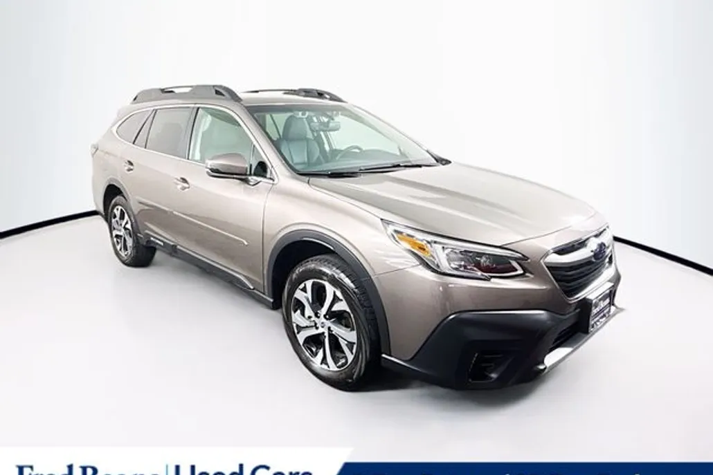 2022 Subaru Outback Limited photo 1