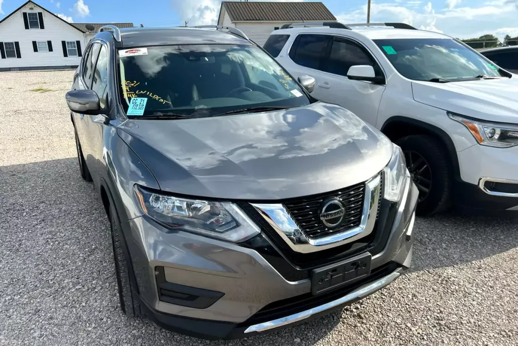 2019 Nissan Rogue SV AWD photo 1