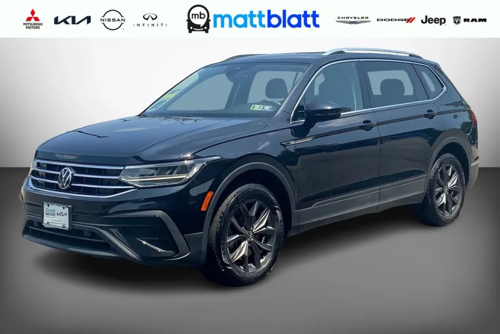 2022 Volkswagen Tiguan SE photo 1