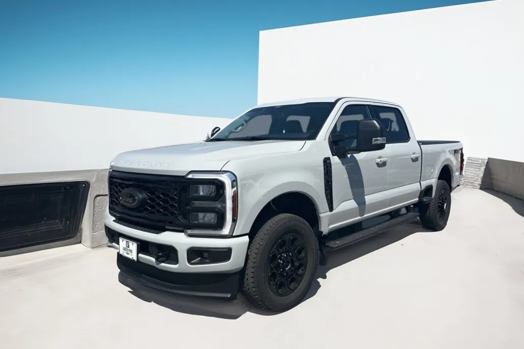 2026 Ford F-250 photo 1