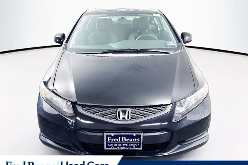 2013 Honda Civic LX photo 1