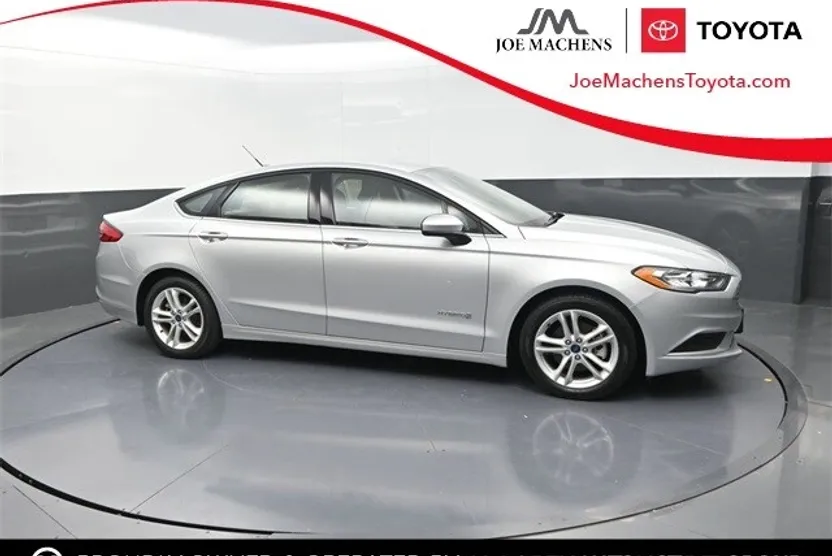 2018 Ford Fusion Hybrid S photo 1
