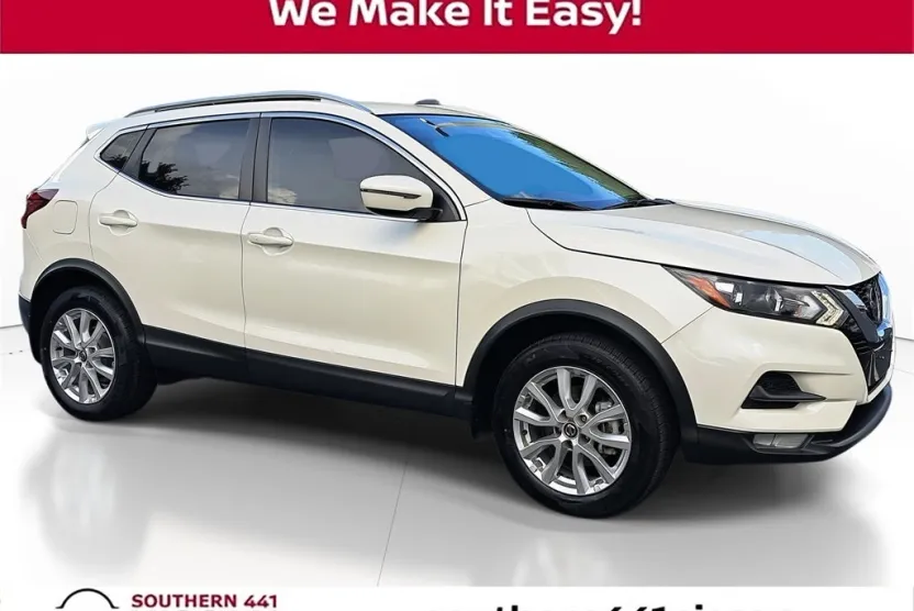 2021 Nissan Rogue Sport SV photo 1