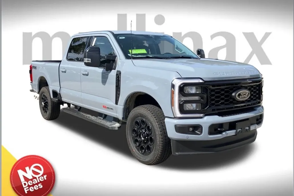2025 Ford F-250 Lariat photo 1